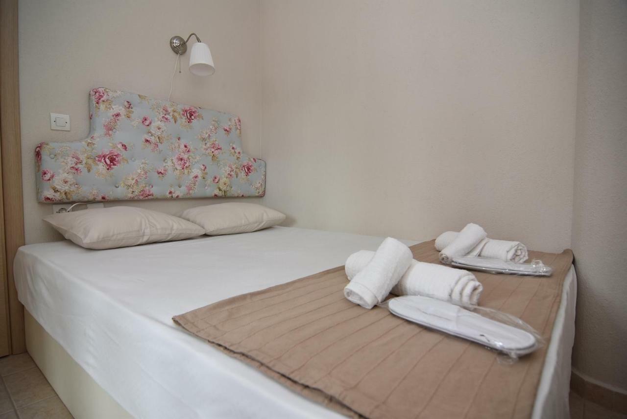 Our Little Paradise ! Nikiti ! Ngoại thất bức ảnh